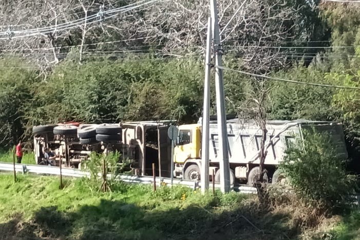 Paso de Camiones Por San Juan 05