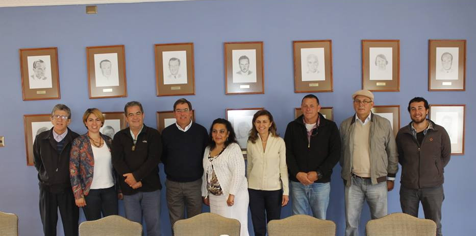 firma convenio con asoturs05