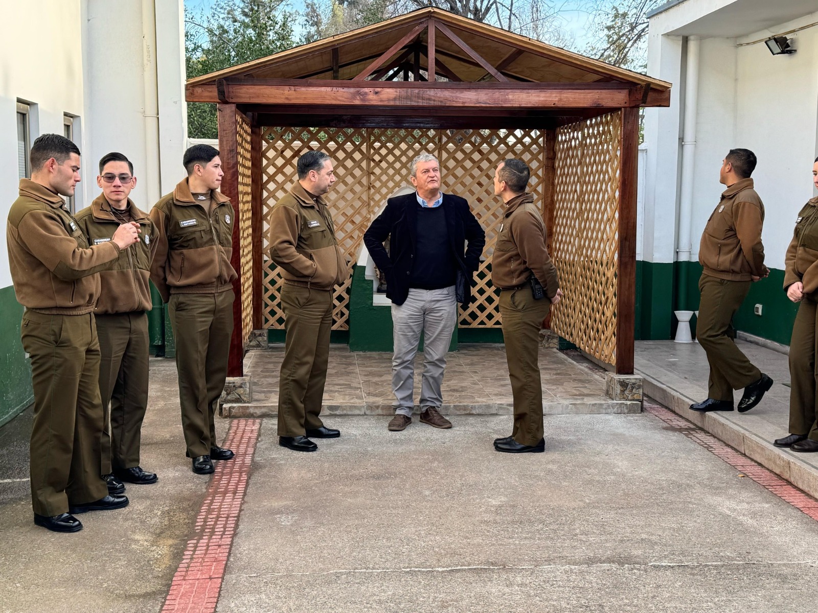 llegada de carabineros 01113