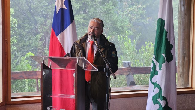 director regional de CONAF Región Metropolitana Mario Pinto