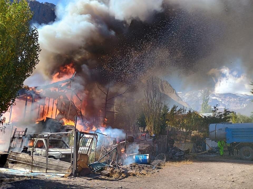 incendio baños morales02